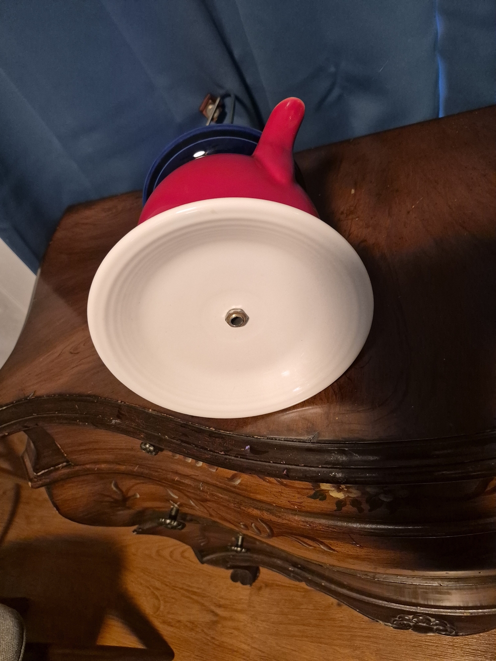 🇺🇸 Fiestaware Upcycled Red, White & Blue Teapot Lamp - Picture 5 of 5